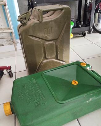 tanica x carburante e vasca x cambio olio 