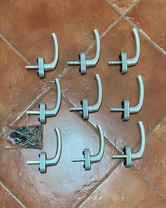 Maniglie Cromo satinato per finestre in PVC
