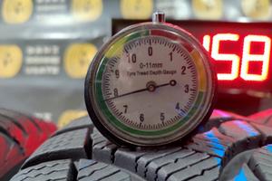 COME NUOVE 4 GOMME MICHELIN 175 65 15 INVERNALI DA