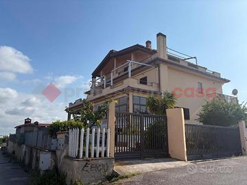 Appartamento Aprilia [Cod. rif 3332887VRG]