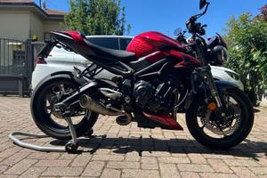 Triumph street triple 765 rs