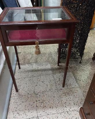 TAVOLINO BACHECA FILO INTARSIO
