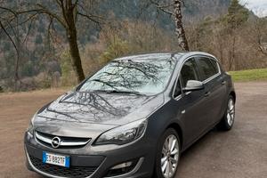 Opel astra 1.7cdti 130cv 2013