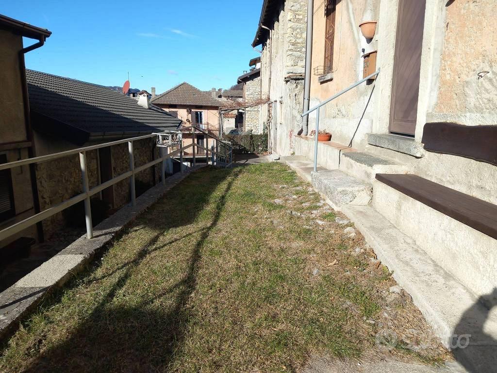 Appartamento di 207 m² con 5 locali a Veleso - Vista 3