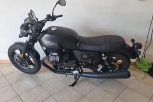 moto guzzi v7 stone 