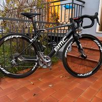 BMC gf01 granfondo con ZIPP 302
