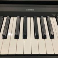 Tastiera Yamaha P-145BT + custodia inclusa