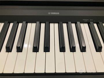 Tastiera Yamaha P-145BT + custodia inclusa