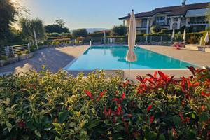 Lonato del Garda Moderna Villa a schiera con Pisci