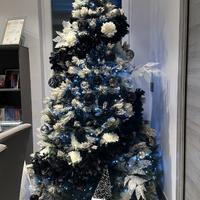 Albero di natale Innevato 210cm con decorazioni