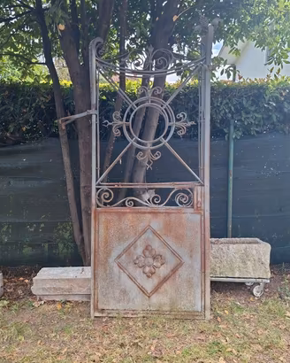 Cancello antico in ferro battuto – metà Ottocento