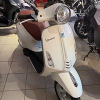 Vespa Primavera 50 - 2015