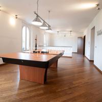 CINQUE LOCALI RISTRUTTURATO