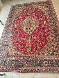 tappeto persiano tabriz 