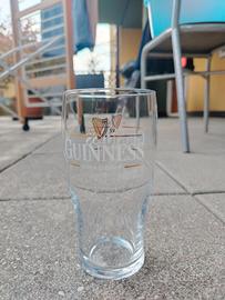 bicchiere Pinta Guinness 