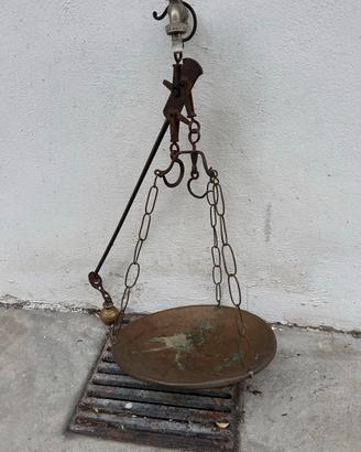 Antica bilancia