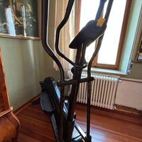 DOMYOS Ellittica EL 540 autoalimentata