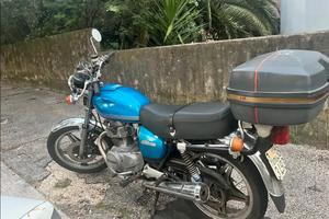 Honda cb 400 twin