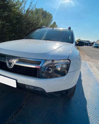 DACIA DUSTER PER RICAMBI