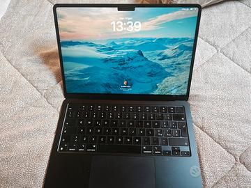 MacBook Air 13" M3 2024 – Come nuovo