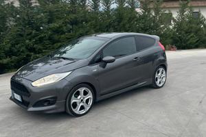 Ford fiesta mk7.5 st line