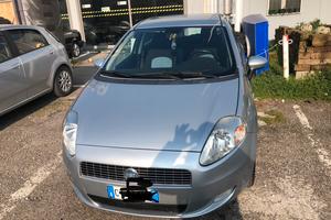Fiat punto Gpl TENUTA BENE