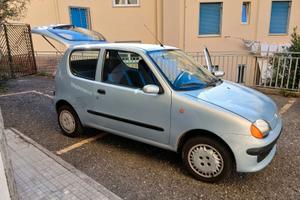 Fiat 600 130000 km anno 2000