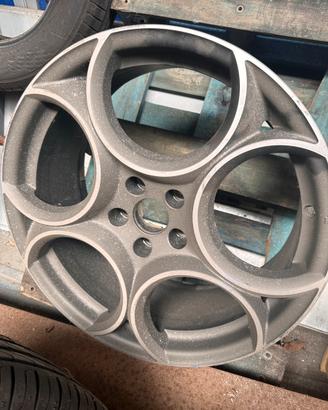 Cerchio alfa romeo stelvio e giulia originale