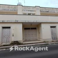 TREPUZZI - PALAZZINA INDIPENDENTE