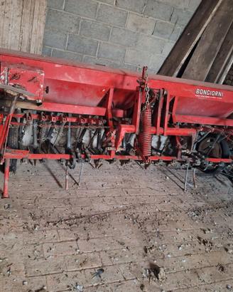 seminatrice/sarchiatrice/ estirpat./ erpice/aratro