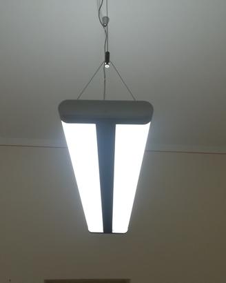 Lampada a neon da soffitto