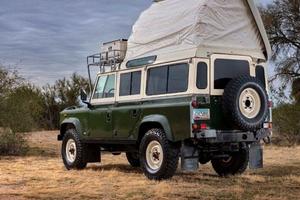 LAND ROVER DEFENDER 110 Dormobile conversion