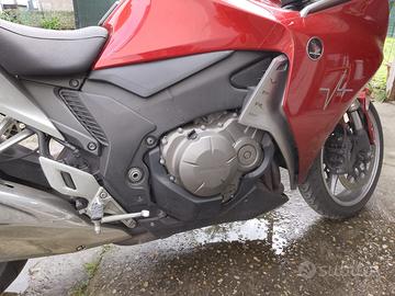 Honda vfr V4 4 cilindri 2013