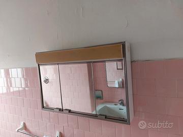 Specchio contenitore + mensolina