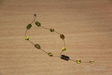 Collana con orecchini verdi