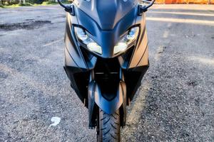 Yamaha TMax 560
