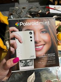 Polaroid mint