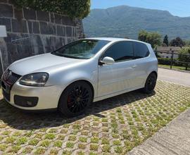 VOLKSWAGEN Golf 5ª serie - 2005