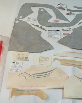 DECALCO SERIE PEGASO APRILIA AP8167321