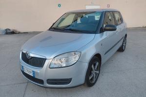 Skoda Fabia 1.2 68cv benzina Neopatentati 