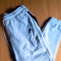 pantaloni nike tech grigi (taglia XL)