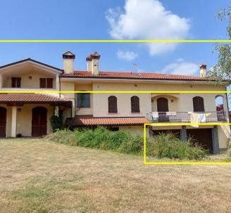 Immobile in asta di 352 m² con 4 locali e box auto