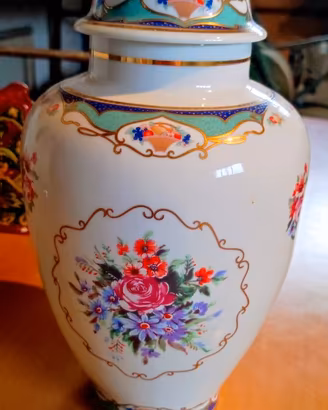 Vaso in Porcellana di Limoges