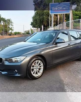 Bmw 318d Touring *PROMO