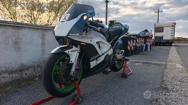 zxr 400 PISTA