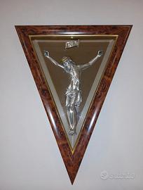Crocifisso a Triangolo
