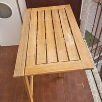 Tavolino pieghevole in legno da balcone o giardino