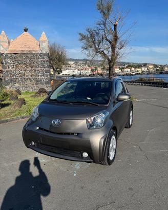 Toyota iQ 1.0 High Collection