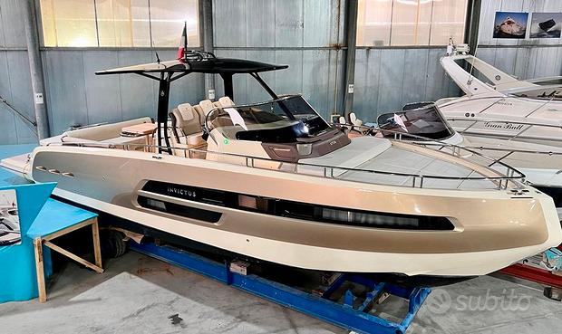 Invictus 370 gt 30 2021 · Barca in vendita - Sea Level Traders