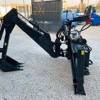 RETROESCAVATORE USATO ARGNANI E MONTI PER TRATTORE